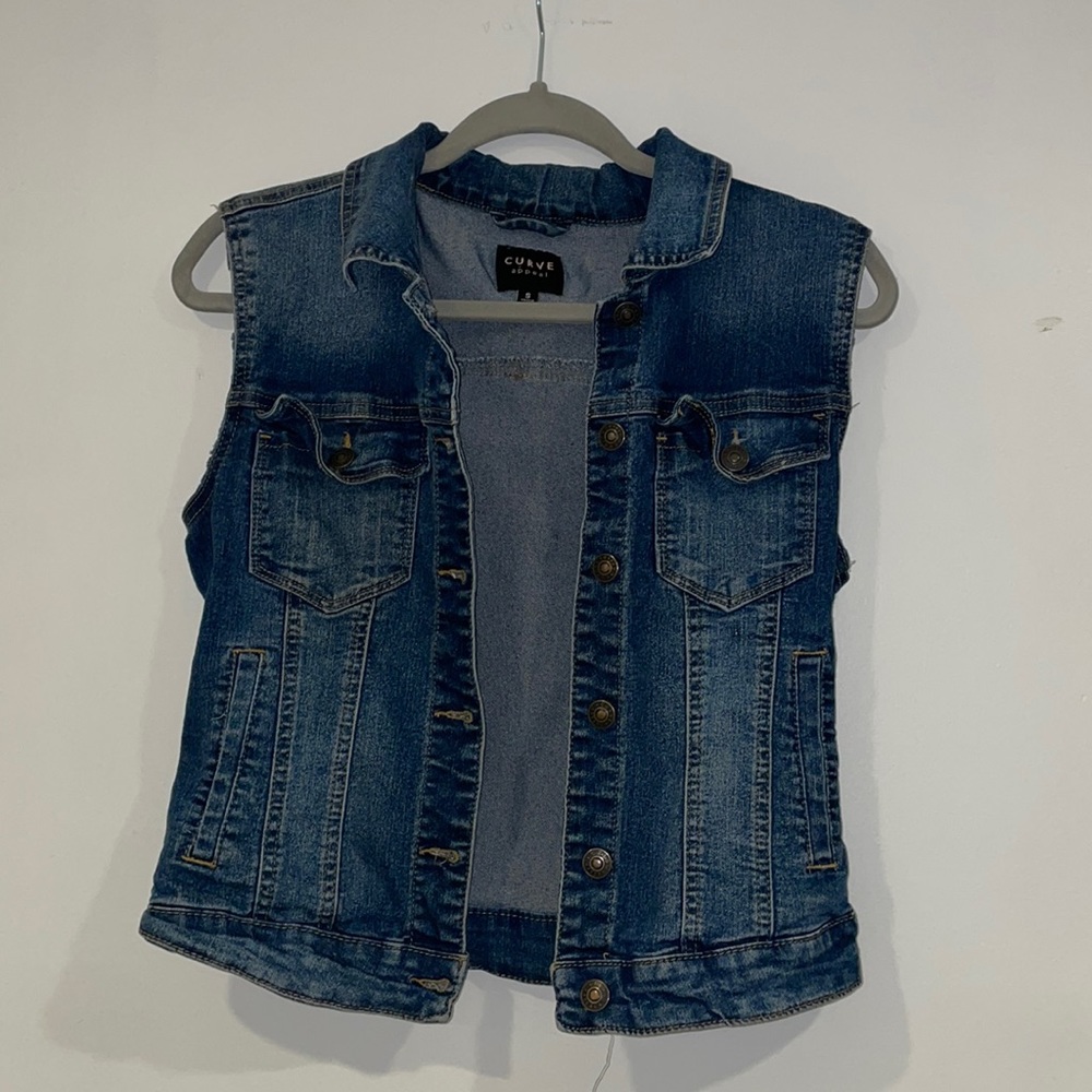Jean Vest